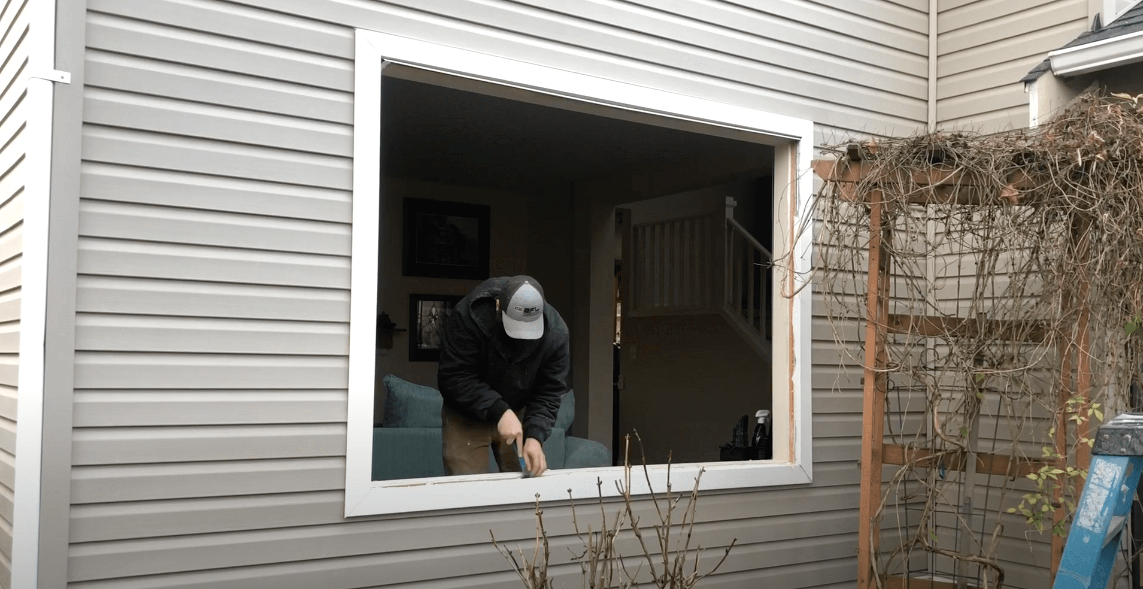 rain jacket windows flashing