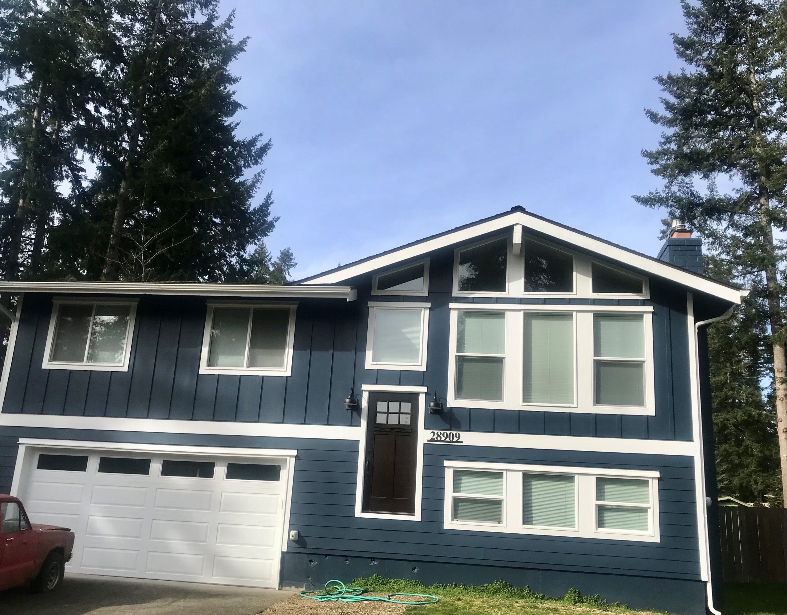 painting siding
