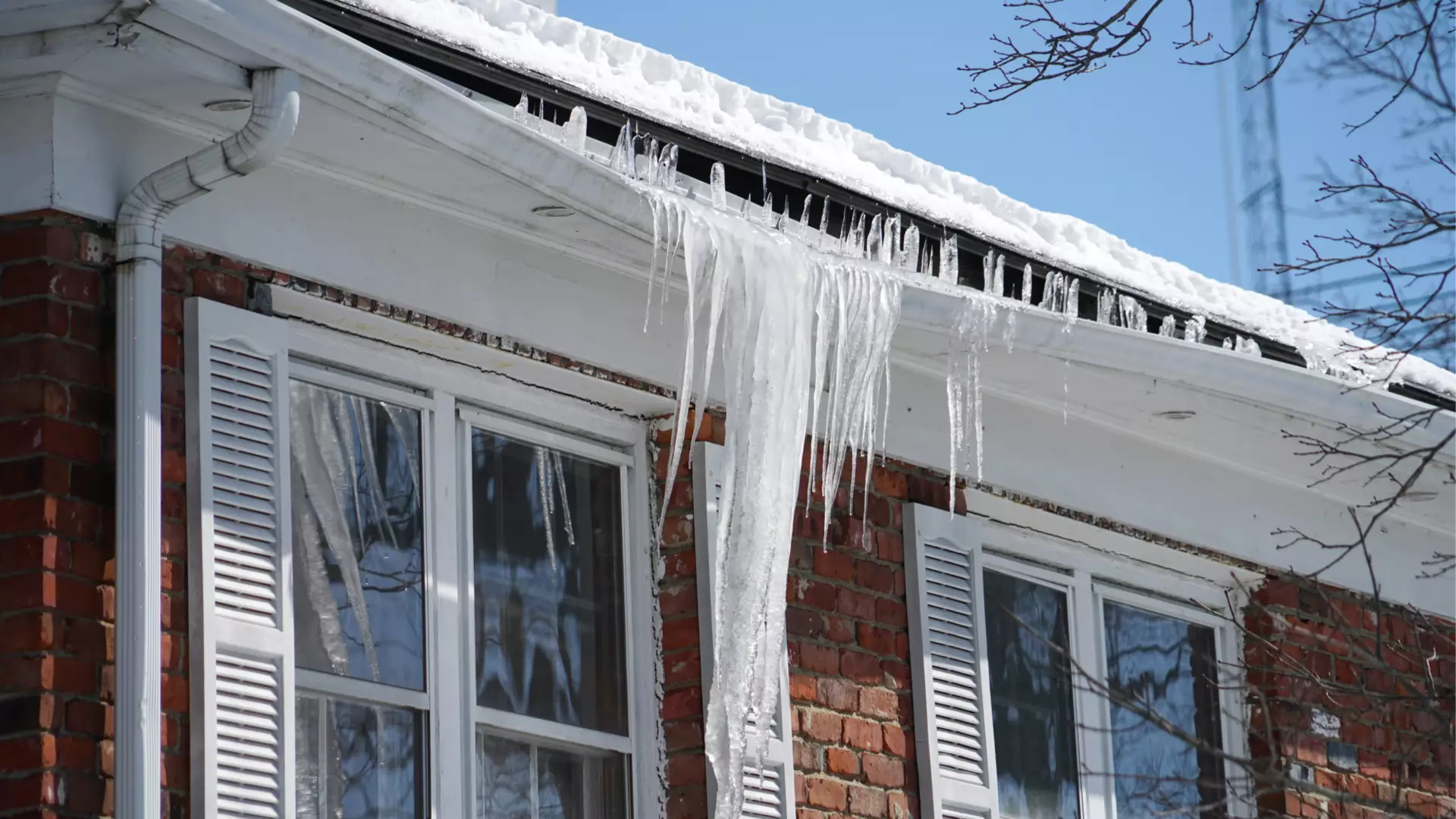 winter roofing problems